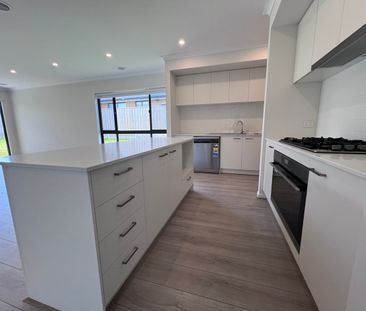 For Rent | 12 Month Lease | Available Now. - Photo 4