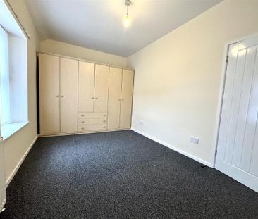 4 James Street, Newtownards, BT23 4DY - Photo 3