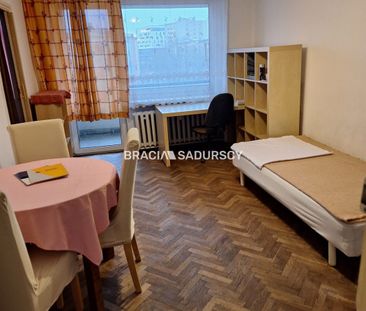 2-pok, ul. Królewska, parking dla mieszkańców - Zdjęcie 4