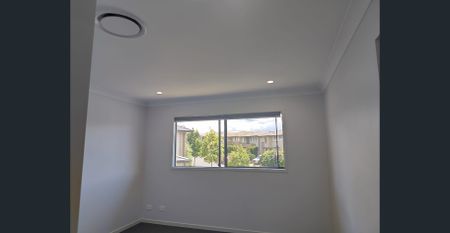 Morden family house in a dream location - Photo 5