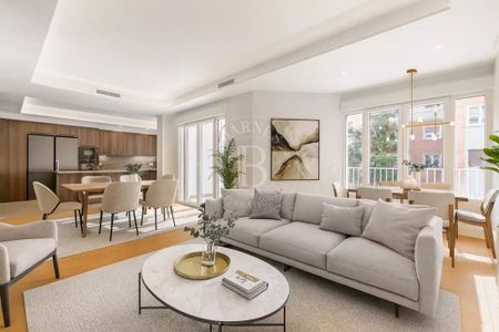 Madrid, Community of Madrid 28008 - Photo 3