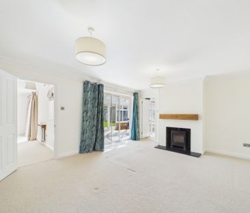 Bella Vista, Woodmancote, Cheltenham, GL52 - Photo 5