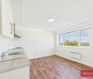 Flat to rent on - Photo 5