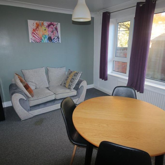 5 bedroom house share to rent - Photo 1