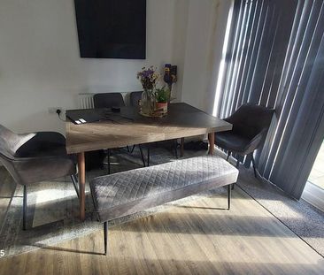 3 bedroom semi-detached house to rent - Photo 3