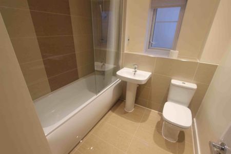 4 bedroom house to rent - Photo 5