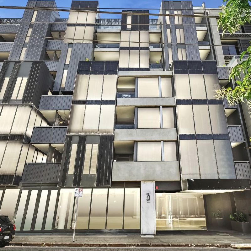 711/35 Wilson Street, South Yarra - Photo 1