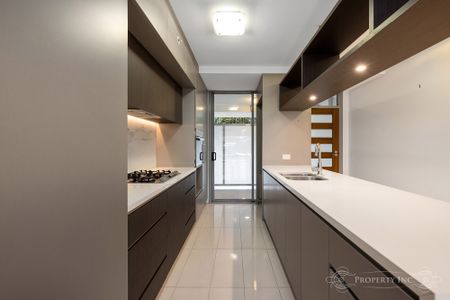 10204/30 Duncan Street, QLD, 4101, West End - Photo 4