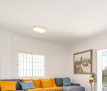 Luxury penthouse for rent in Marbella Del Este, Andalusia - Photo 3