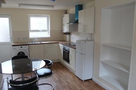 56 Fortuna Street, Belfast, BT12 5PL - Photo 5