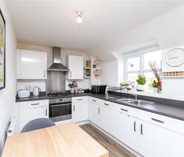 2 bedroom apartment to rent - Photo 3