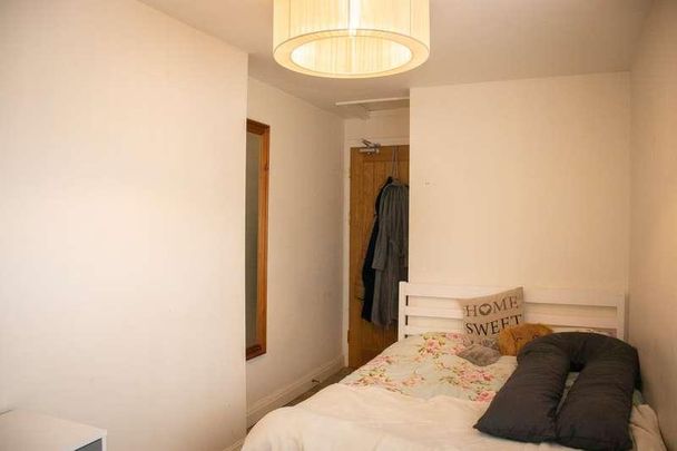 Boultham Avenue, - Bed, LN5 - Photo 1