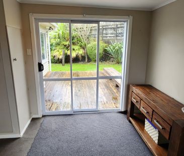 7 Penrith Street, Westown, New Plymouth - Photo 2