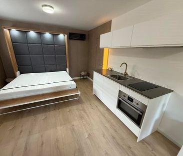 Te huur: Huis Hugo de Vriesweg in Amstelveen - Photo 1