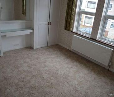 2 bedroom property to rent in Southend On Sea - Photo 3