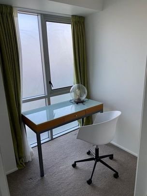 FULLY FURNISHED IN CBD -SECURE BUILDING - Photo 1