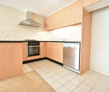 Contemporary Accommodation In The Heart Of North Sydney - Photo 4