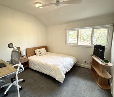 Surrey Hills - Photo 5