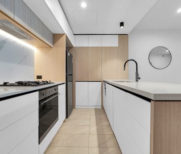 Modern, Fully Furnished 1 Bedroom Apartment in Prime South Brisbane - Photo 1