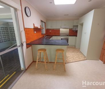 4 Saunders Street, Point Vernon, Qld 4655 - Photo 6