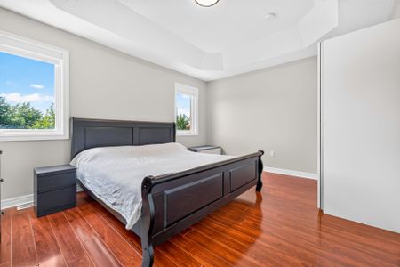 For Lease - 5578 Waterwind Crescent, Mississauga, Ontario - Photo 2