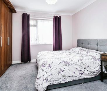 3 Bed Flat, Kingfisher House, L13 - Photo 6