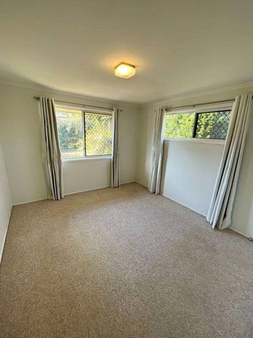 Fantastic Property in an Excellent Location - Photo 3