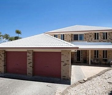 $1550 p/w 5 Bedroom House - Photo 1