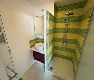 Location Appartement 2 pièces 46m² TOULON 83200 - Photo 3