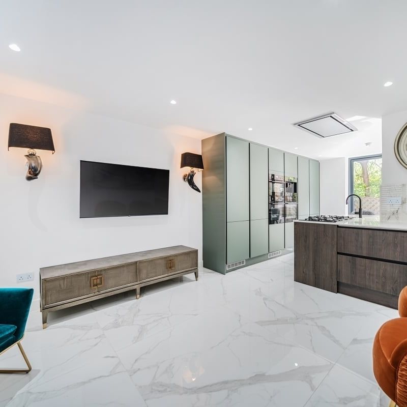 3 bedroom end of terrace house to rent - Photo 1