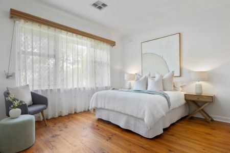 Spacious Family Home with Flexible Living Options - Apply Via Tenant Options - Photo 5