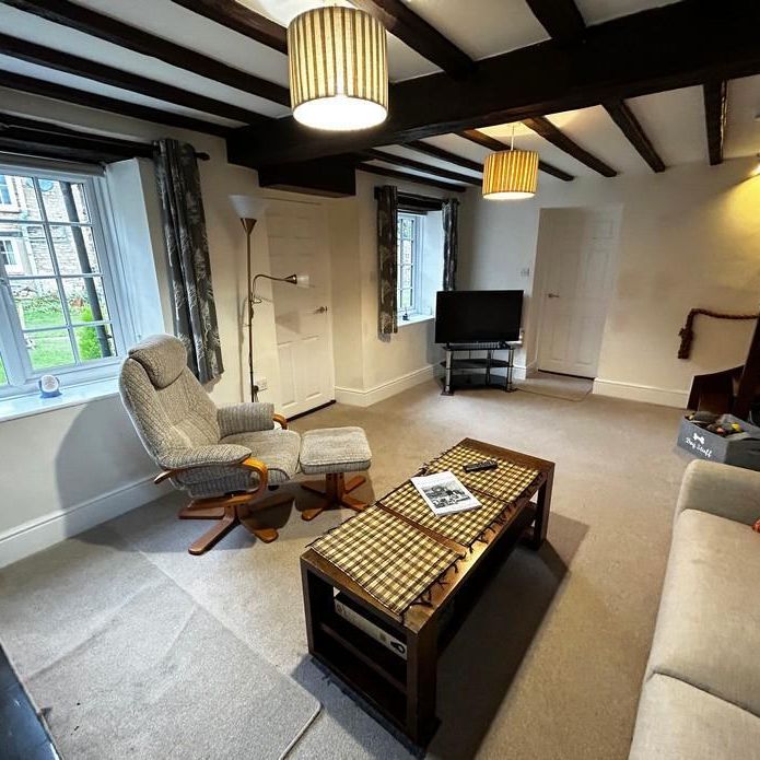 2 bedroom cottage to rent - Photo 1