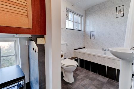 1 BED Flat To rent - Photo 5