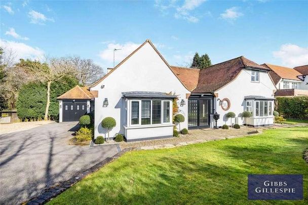 Sandy Lodge Road, Moor Park, Hertfordshire, WD3 - Photo 1