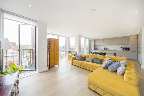 Dersingham Road, North West London, NW2, London - Photo 1