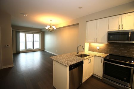 For Lease - 555 William Graham Drive Unit# 225, Aurora, Ontario - Photo 3