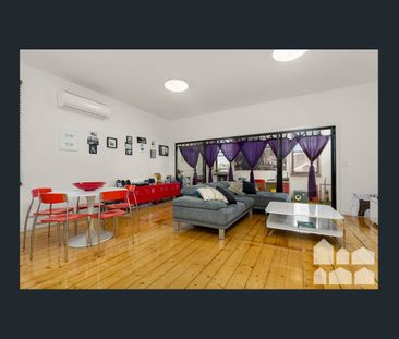 STYLISH APARTMENT IN PRIME POCKET - Photo 1