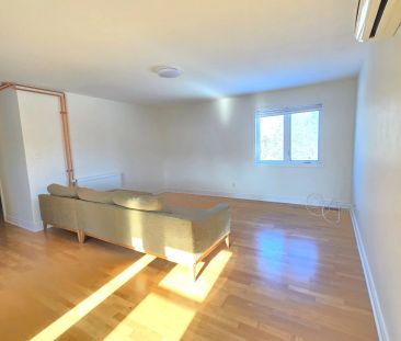 341 Queensville Side Road #2nd Floor - Photo 3