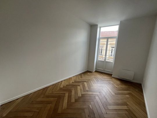 Appartement - T3 - Centre ville - TARARE, - Photo 1