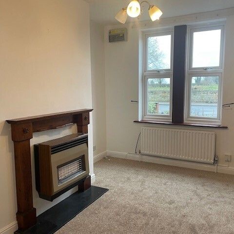 St. Johns Road, Sheffield, Laughton - Photo 1