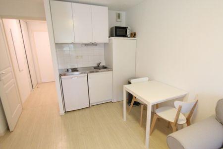 Location Appartement 2 pièces Meublé 30m² NANTES 44300 - Photo 3