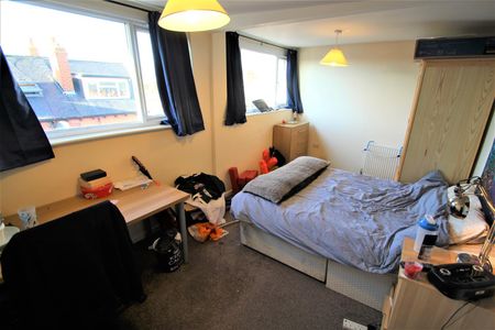 Burley Lodge Road, Hyde Park, LS6 1QF, Leeds - Photo 5