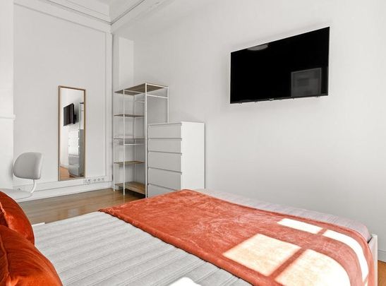 Avenida de Sidónio Pais, Lisbon, Lisbon 1050-215 - Photo 1