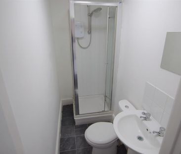 1 bedroom ground floor flat to rent - Photo 6