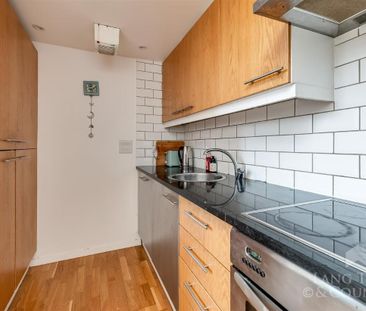 Paradise Road, Plymouth - Photo 1