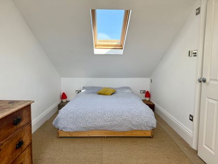 Room in a Shared House, Chesham Road, BN2 - Photo 4