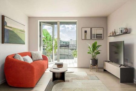 Marble House, Hayes And Harlington, UB3 - Photo 3