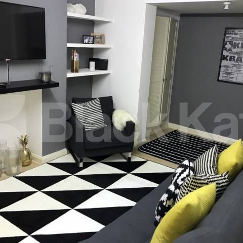 Self-contained studio located in Hackney inclusive of heating and hot water - Photo 2