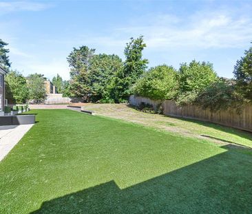 2 bedroom penthouse to rent - Photo 5