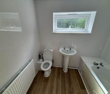 3 bedroom house to rent - Photo 2